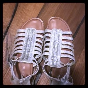 Justice kids sandals